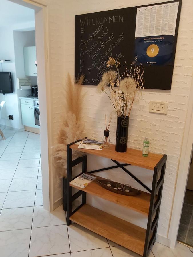 Ferienwohnung Mit 2 Schlafzimmer Oder Studio Apartment - Istrien-Fiorini Бртонигла Екстер'єр фото
